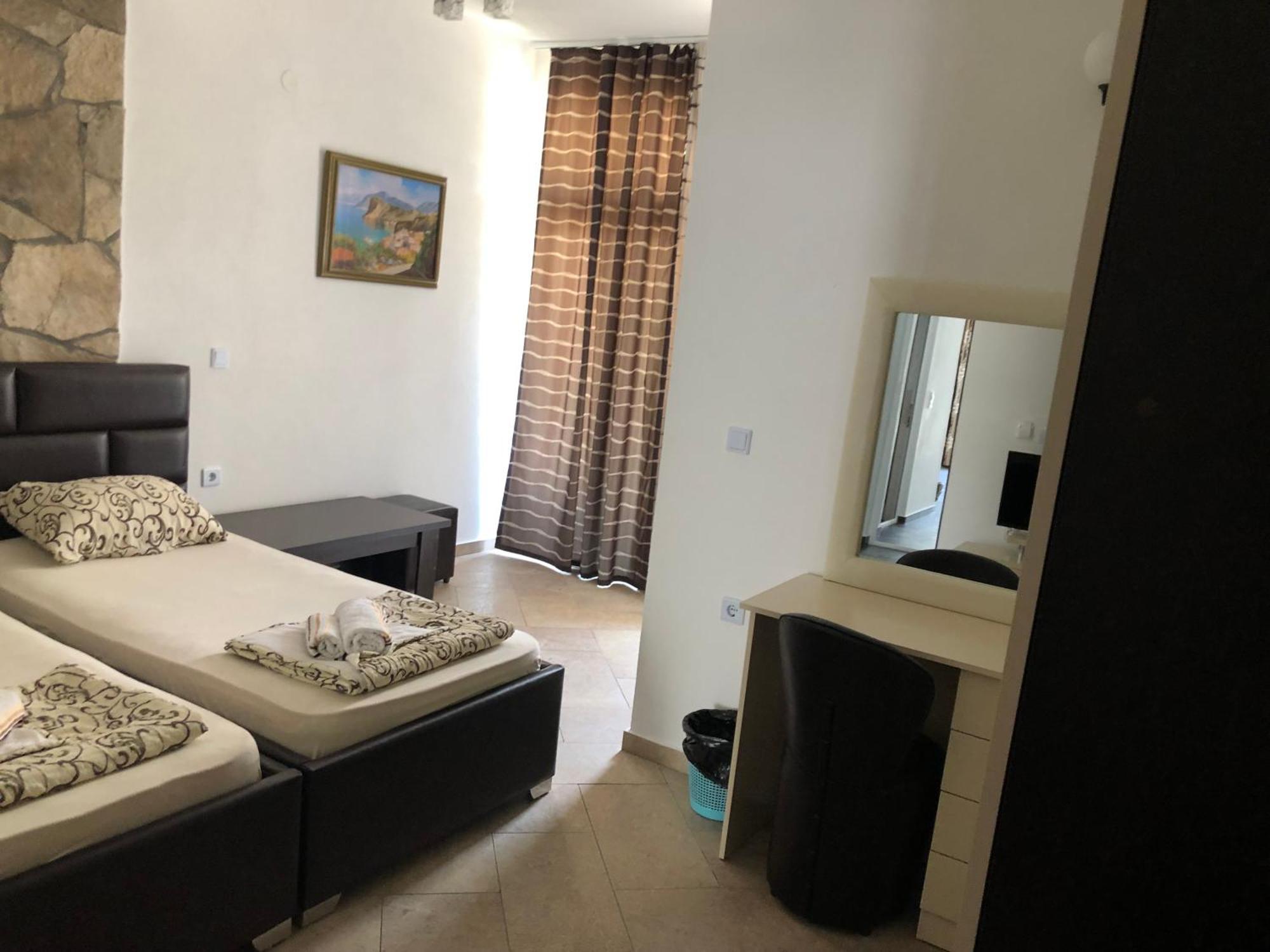 Novalic Hotel Dobra Voda Extérieur photo