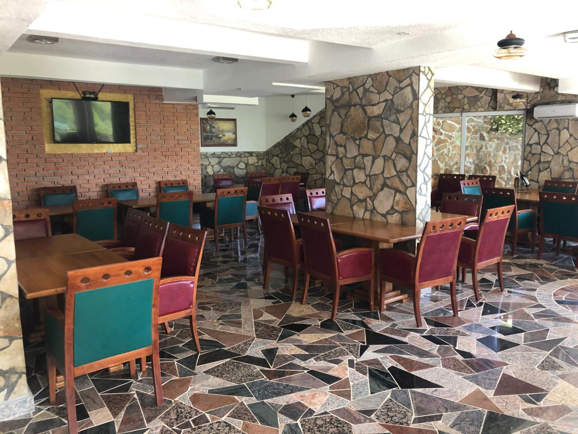 Novalic Hotel Dobra Voda Extérieur photo